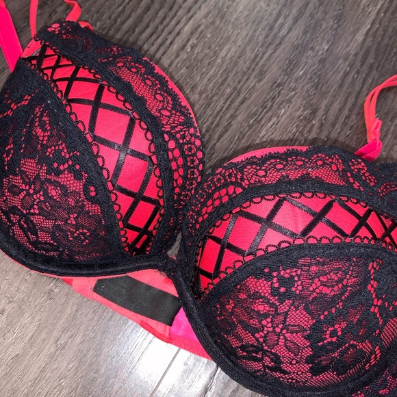 La Senza 34/B bra - Picture 2 of 3